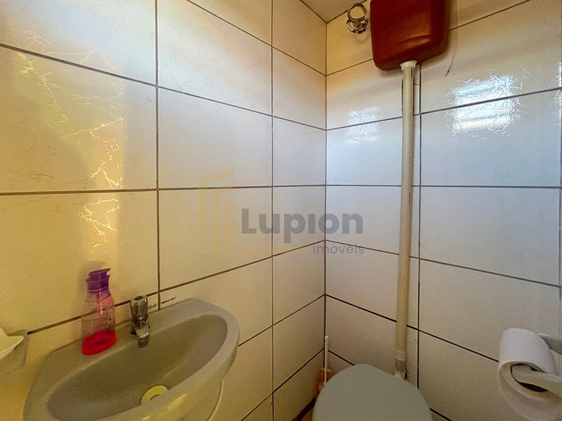 Sobrado 3 Quartos com 160m² e Excelente Localização - Fazenda ...