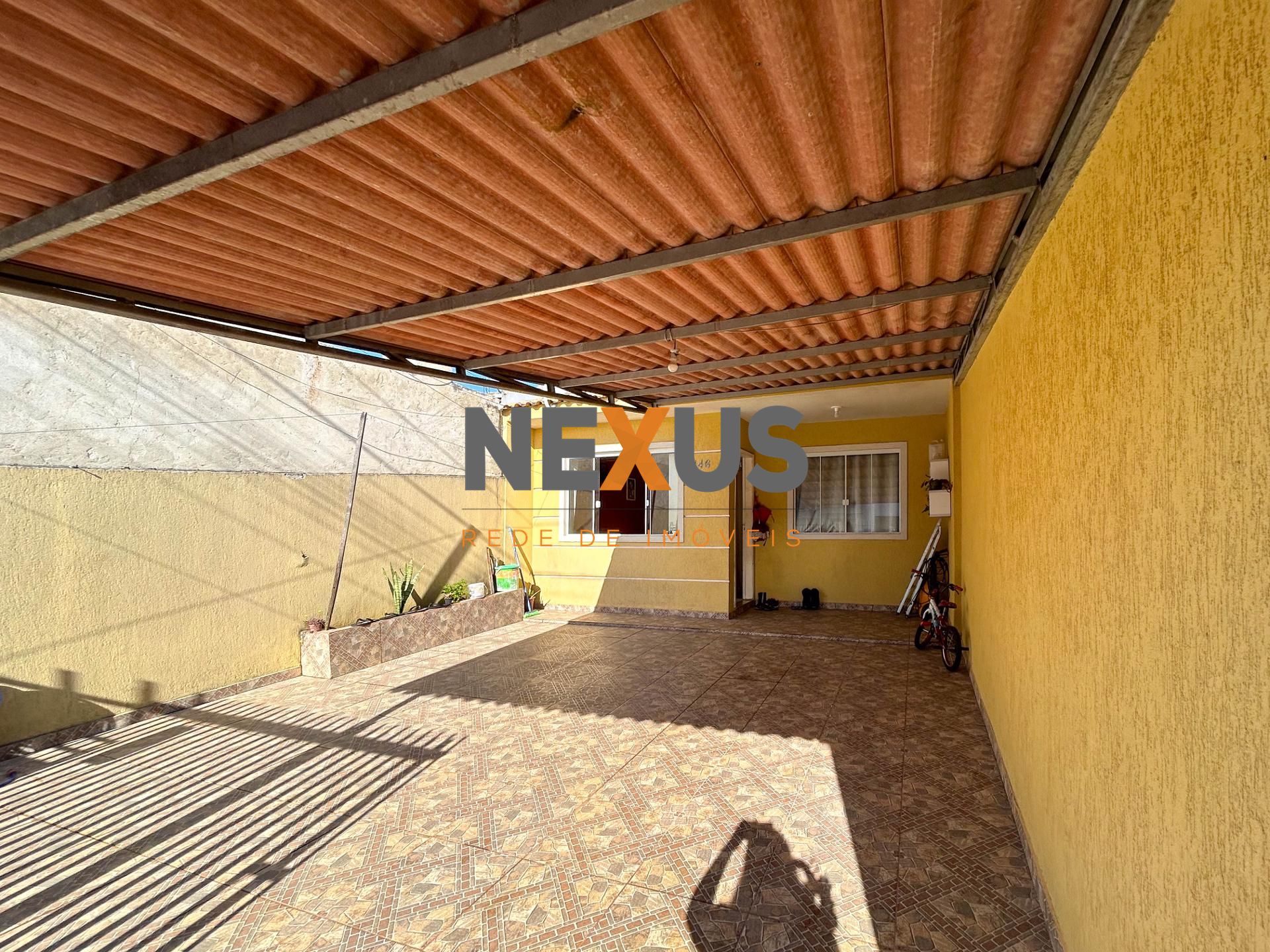 Casa com 2 Quartos, Excelente Oportunidade - Fazenda Rio Grande
