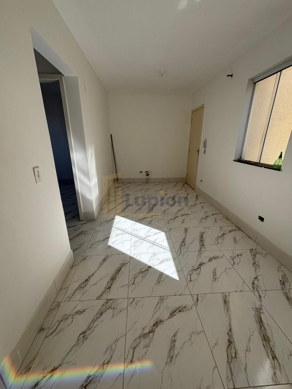 Apartamento Térreo 2 Quartos com Vaga no Bairro Pioneiros