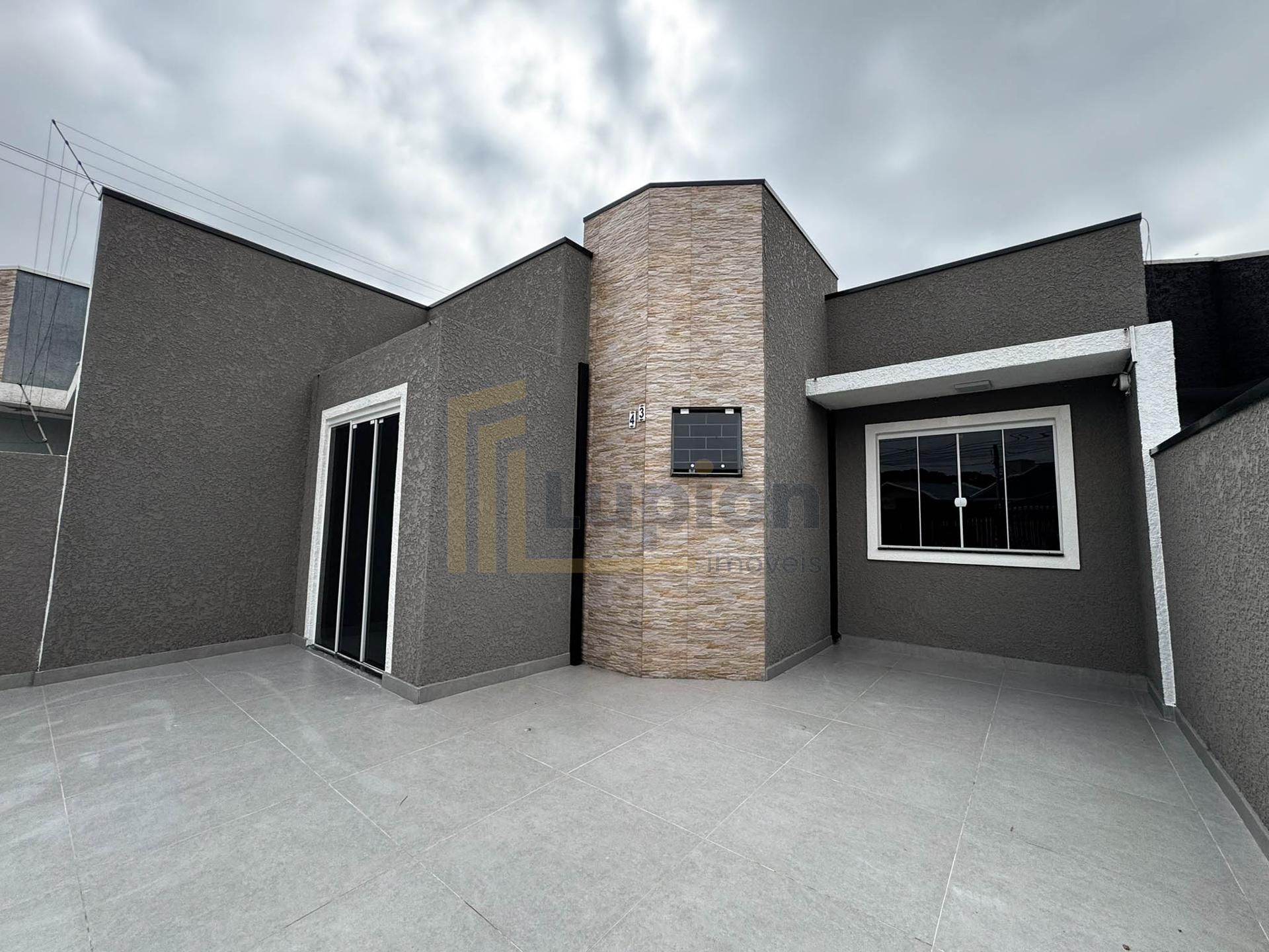 2 Quartos, Terreno de 105m² e 60m² de Área Construída no Eucal...