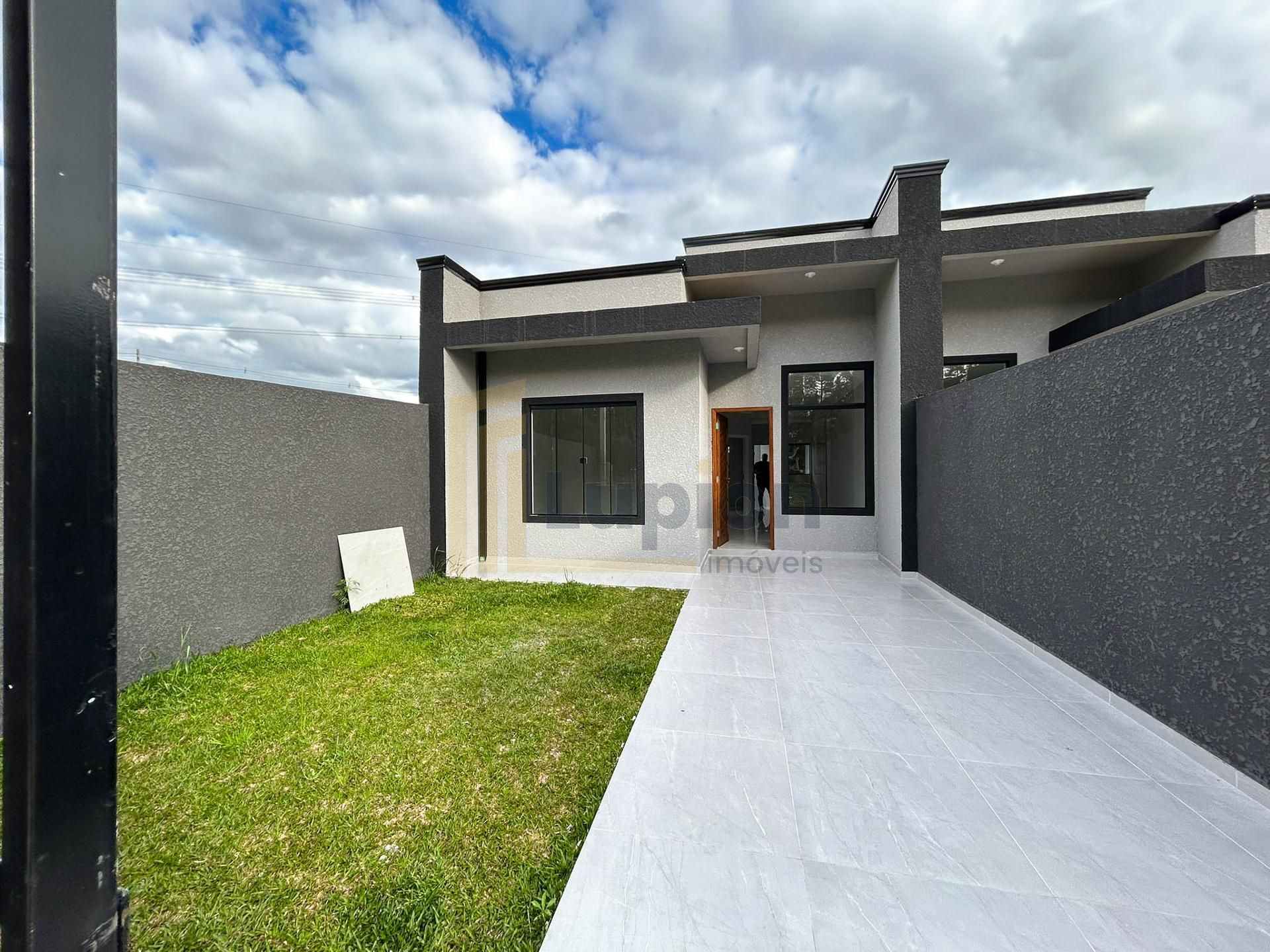 3 Quartos com 60m² de Área Construída e Terreno de 120m² no Ve...