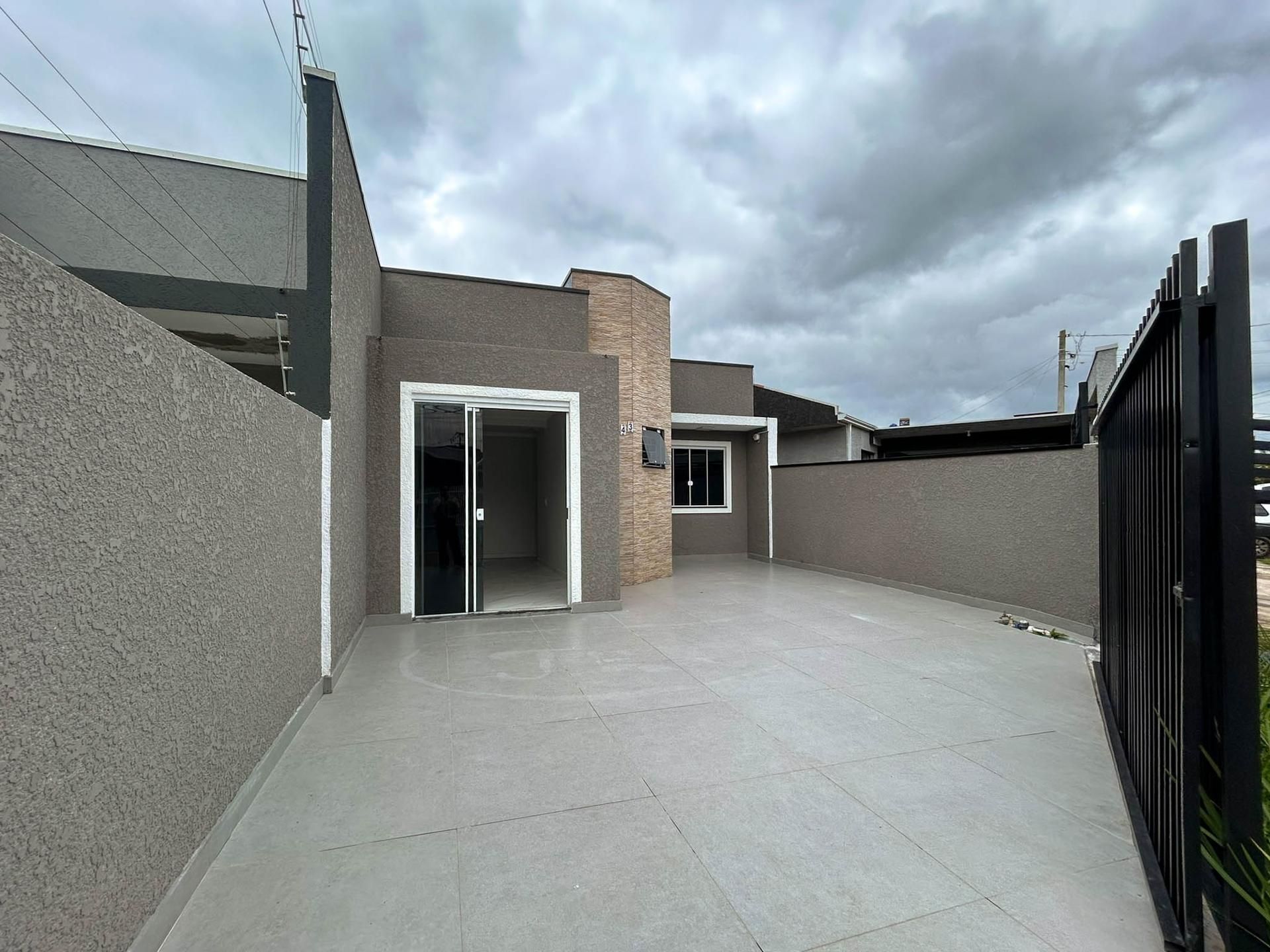 2 Quartos com 60m² de Área Construída e Terreno de 105m²