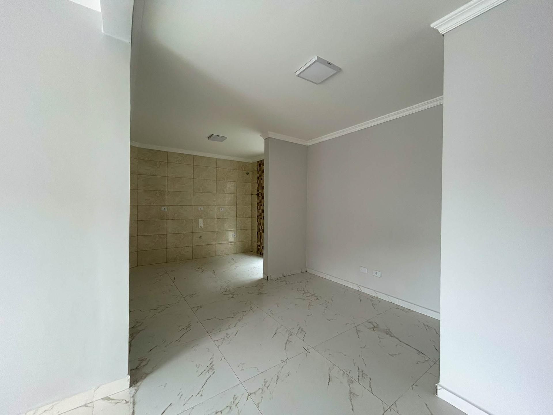 2 Quartos com 60m² de Área Construída e Terreno de 105m²