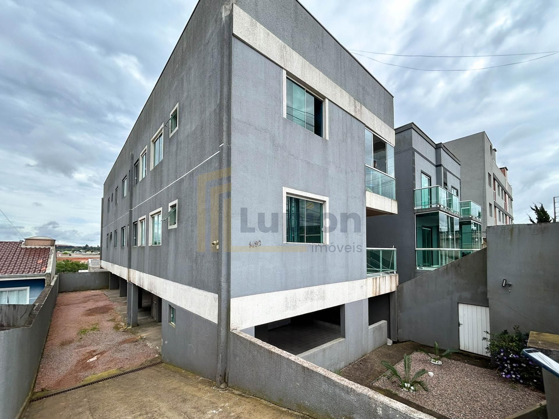 Apartamento de 60m² com 2 Quartos e Sacada com Churrasqueira