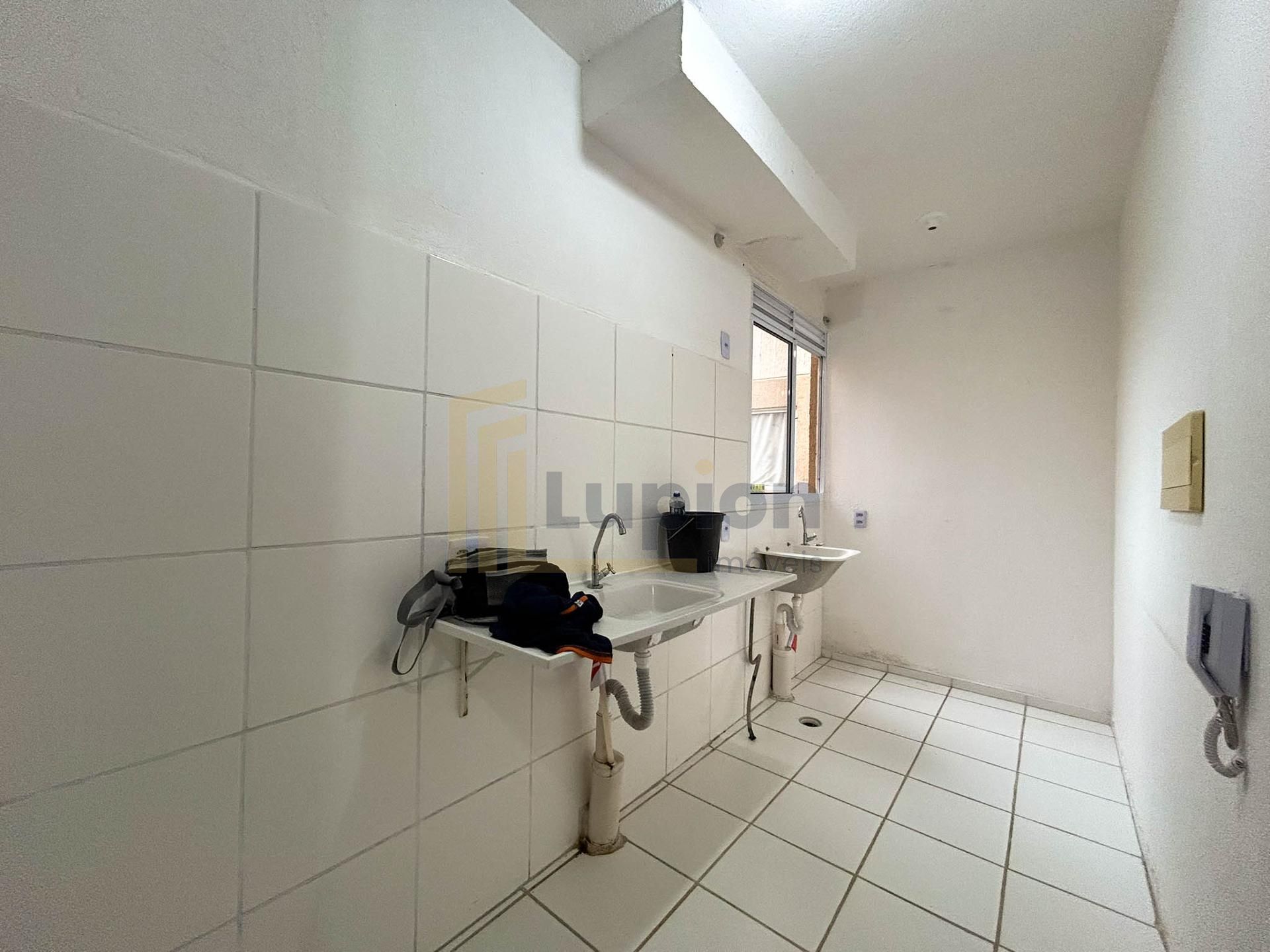 Apartamento com 2 Quartos, Condomínio Completo e Portaria 24 H...