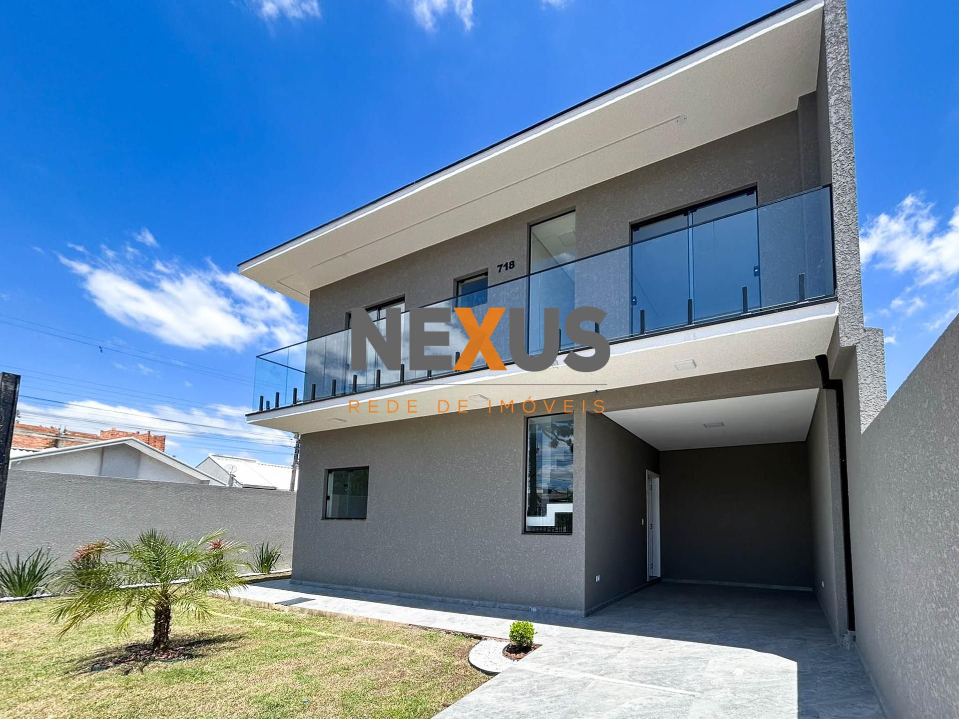 Sobrado de 80m² com 3 Quartos, Sala Bem Iluminada no Bairro Ig...