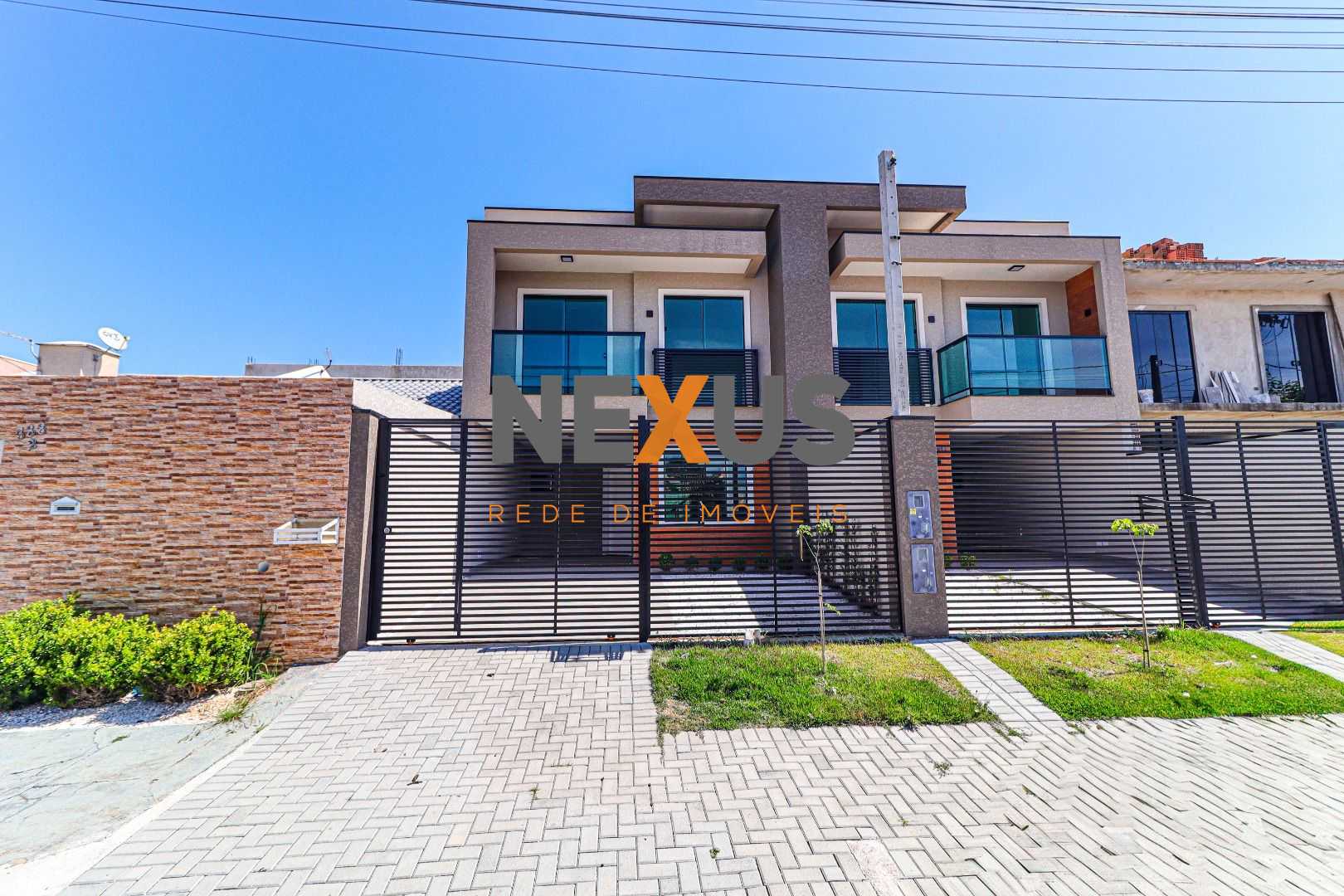 Sobrado de Alto Padrão com 3 Quartos no Greenfield - Fazenda R...