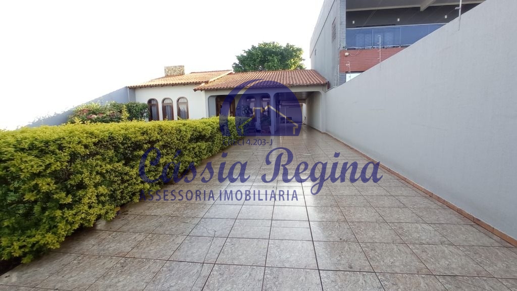 Casa com 03 dormitórios sendo 01 suíte - Campos do Iguaçu