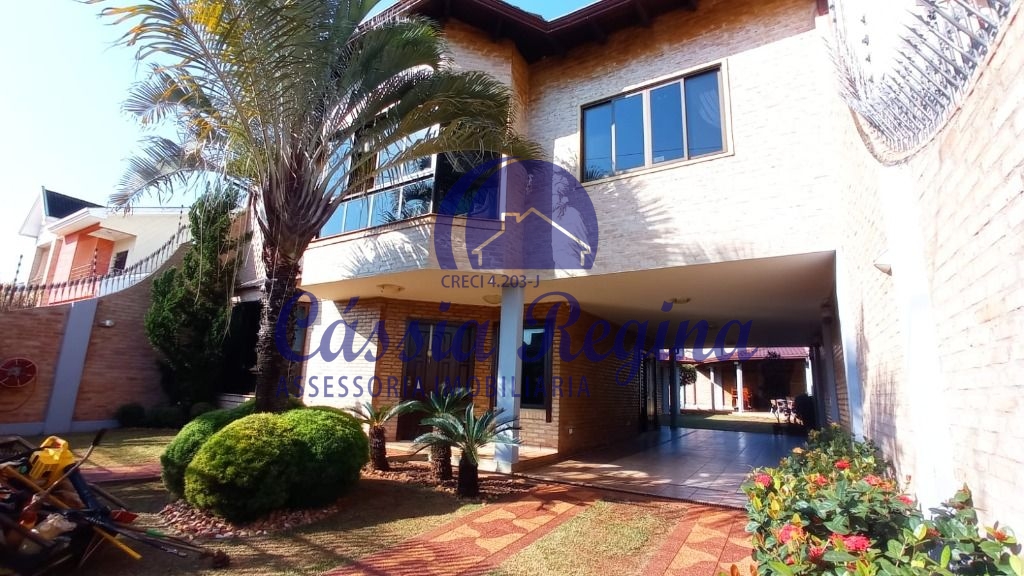 Sobrado com 04 dormitórios sendo 03 suítes - Jardim Panorama