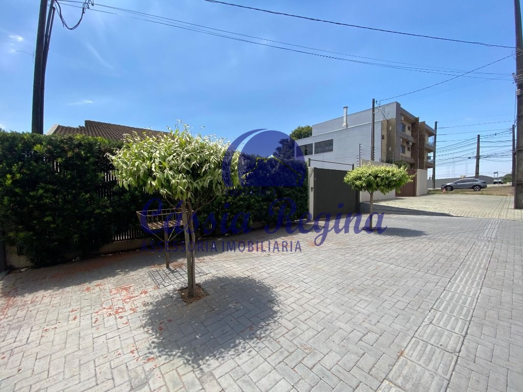 Casa com 05 dormitórios sendo 01 suite, à venda na Vila Yolanda - Foz do Iguaçu/P