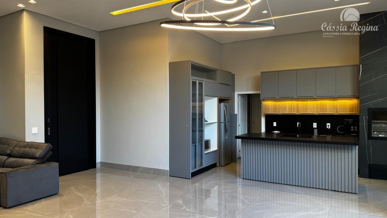 Casa com 03 suítes sendo 01 suíte master com closet - Condomínio Vila A Park