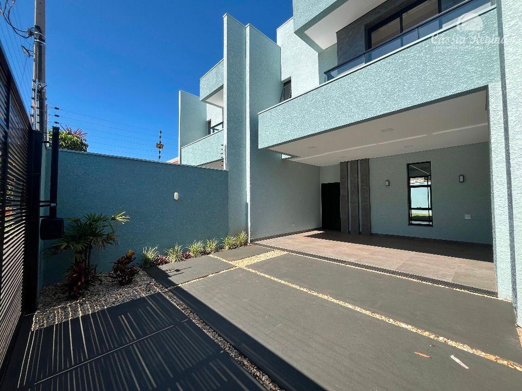 Sobrado com 03 dormitórios, sendo 01 suíte master no Jardim Amazonas, Região do Campos do Iguaçu.