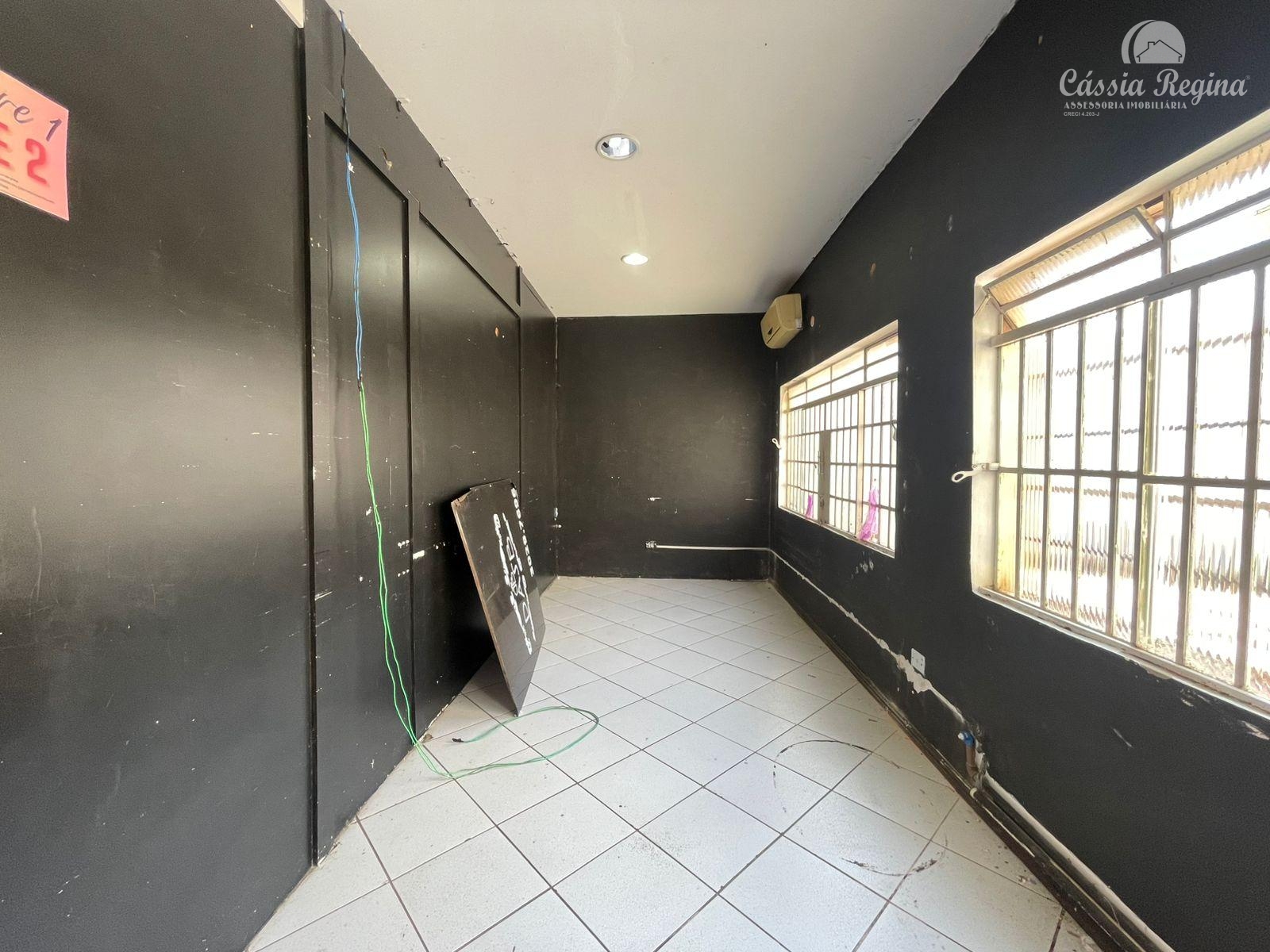 Prédio Comercial com Grande Potencial de Renda no Centro de Foz do Iguaçu