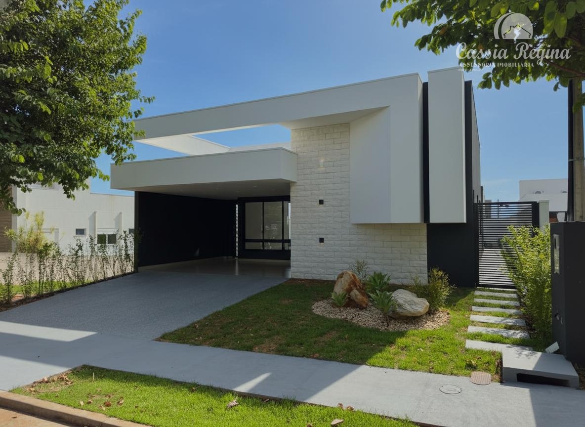 Casa com 03 dormitórios, sendo 01 suíte master no Condomínio Terras Alpha 1