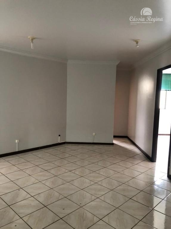Sala Comercial Edifício Castro Centro -  Disponível para locação.