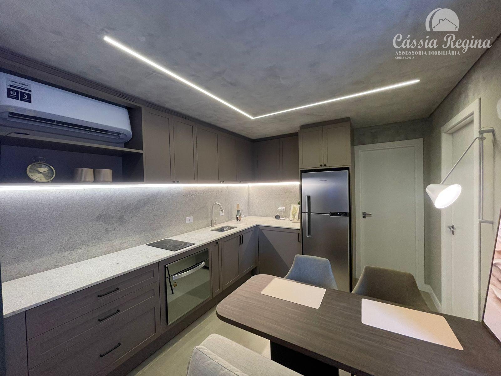 Apartamento decorado, 02 dormitórios sendo 01 suíte, Edifício Sunset 3635 - Centro