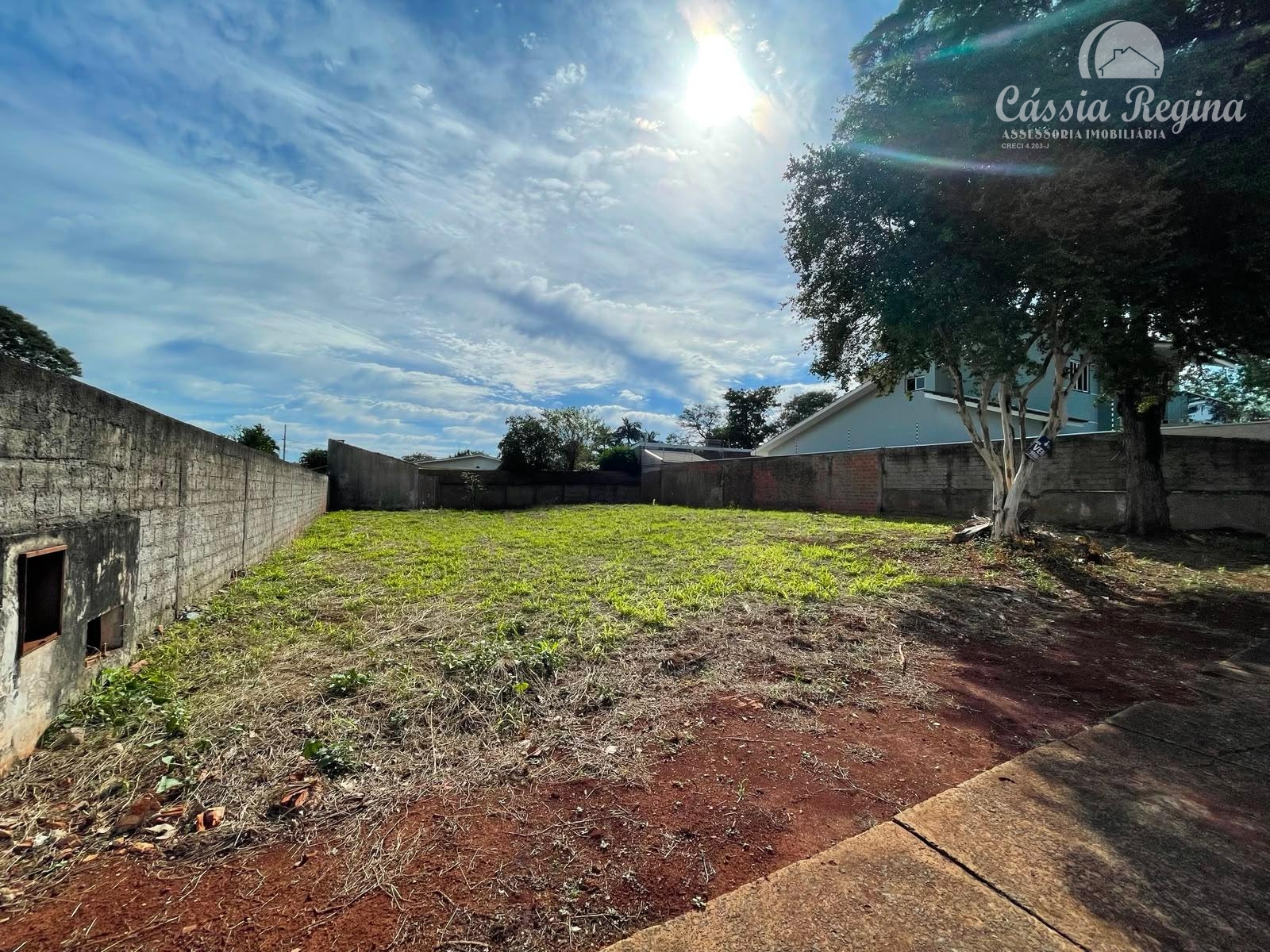 Terreno à venda com área de 600m2, Vila A, FOZ DO IGUACU - PR