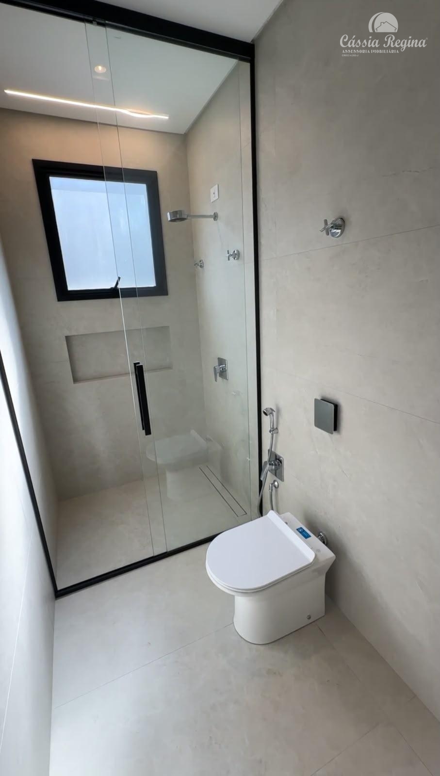 Casa à venda, com 03 dormitórios no Condomínio Safira, FOZ DO IGUACU - PR