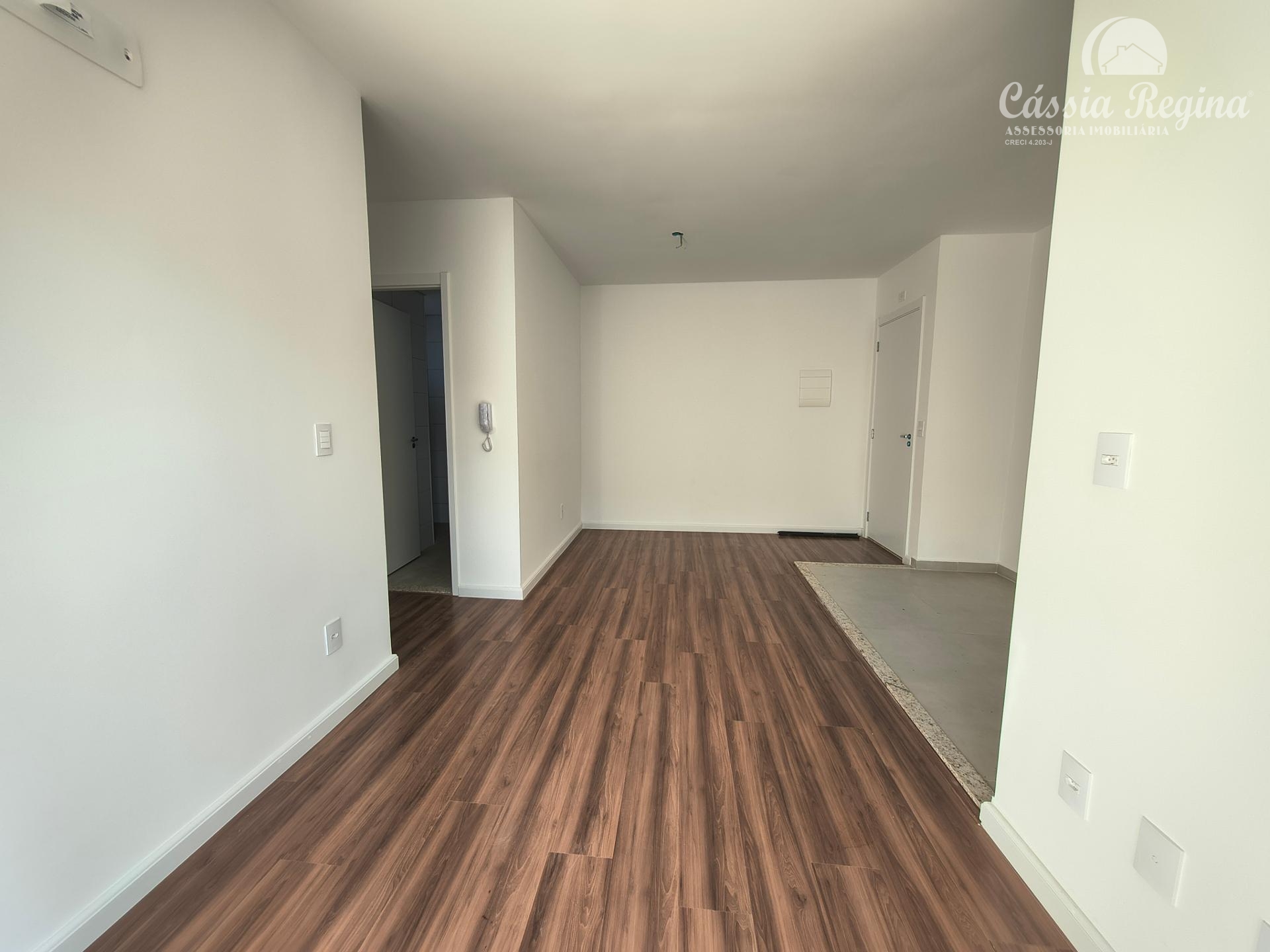 Apartamento à venda, Condomínio Royal Legacy na Vila Yolanda, Foz do Iguaçu- PR