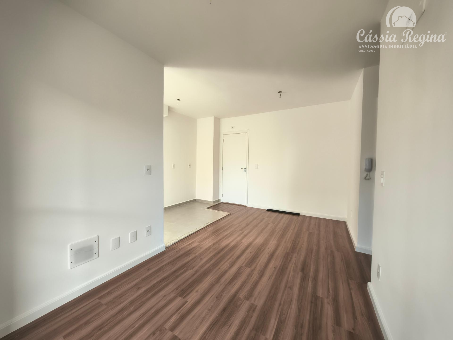 Apartamento à venda, Condomínio Royal Legacy na Vila Yolanda, Foz do Iguaçu- PR