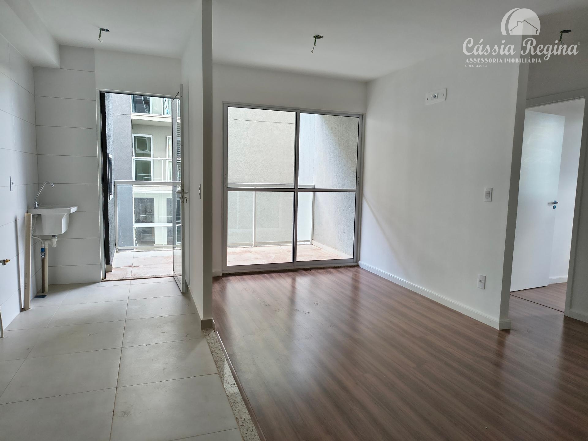 Apartamento à venda, Condomínio Royal Legacy em Foz do Iguaçu - PR.