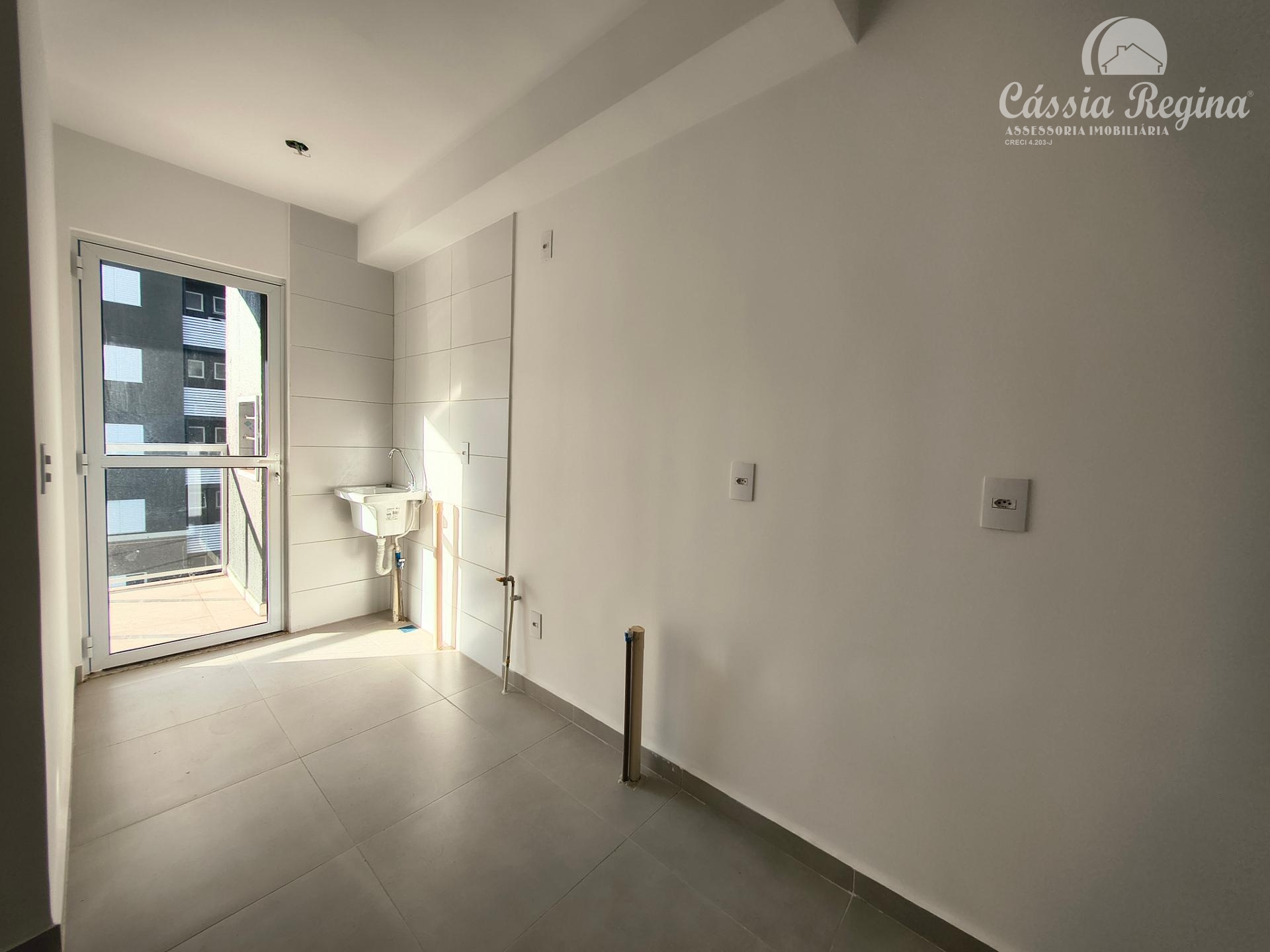 Apartamento à venda, Condomínio Royal Legacy em Foz do Iguaçu - PR.
