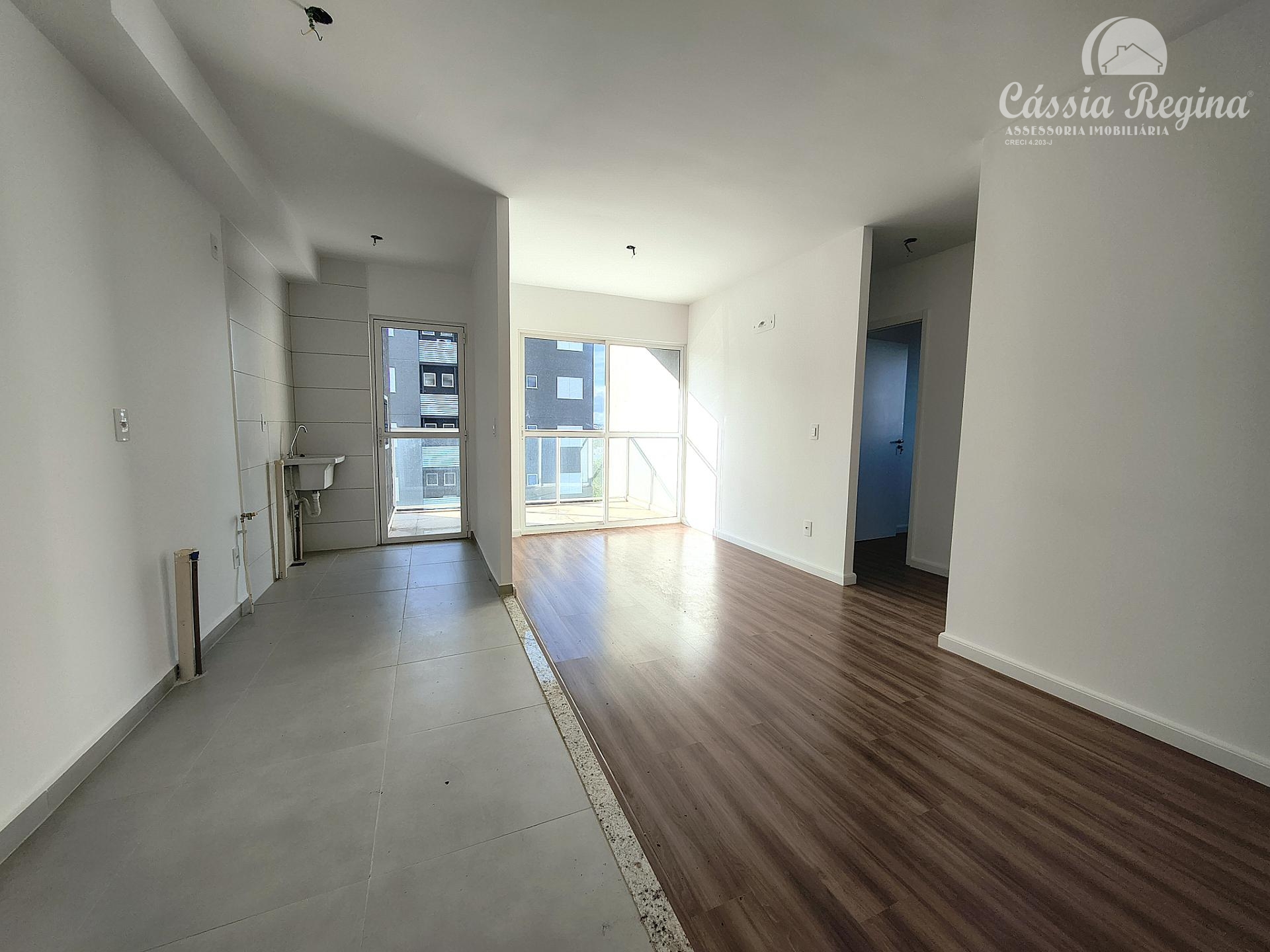 Apartamento à venda, Condomínio Royal Legacy em Foz do Iguaçu - PR