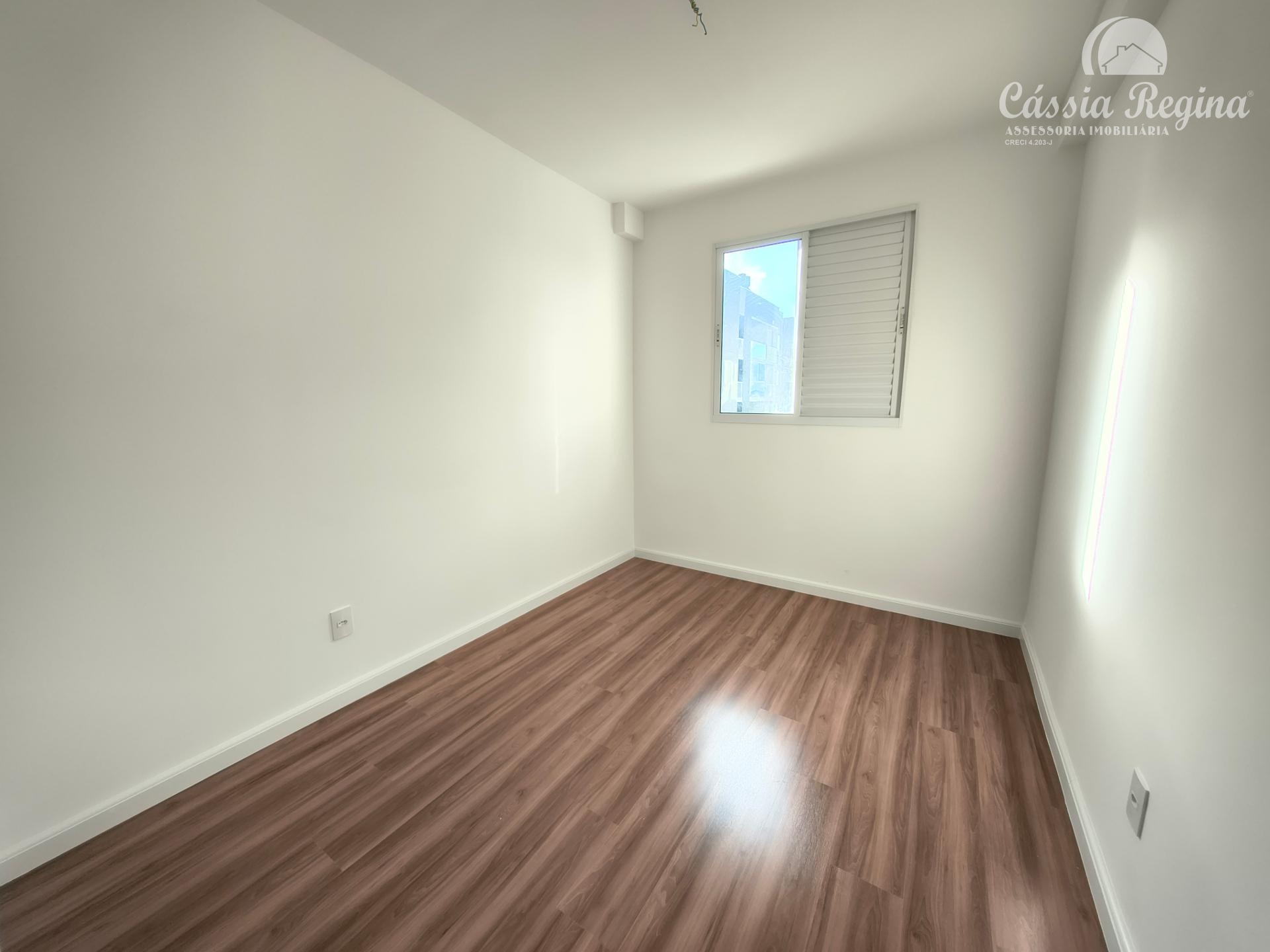 Apartamento à venda, Condomínio Royal Legacy em Foz do Iguaçu - PR