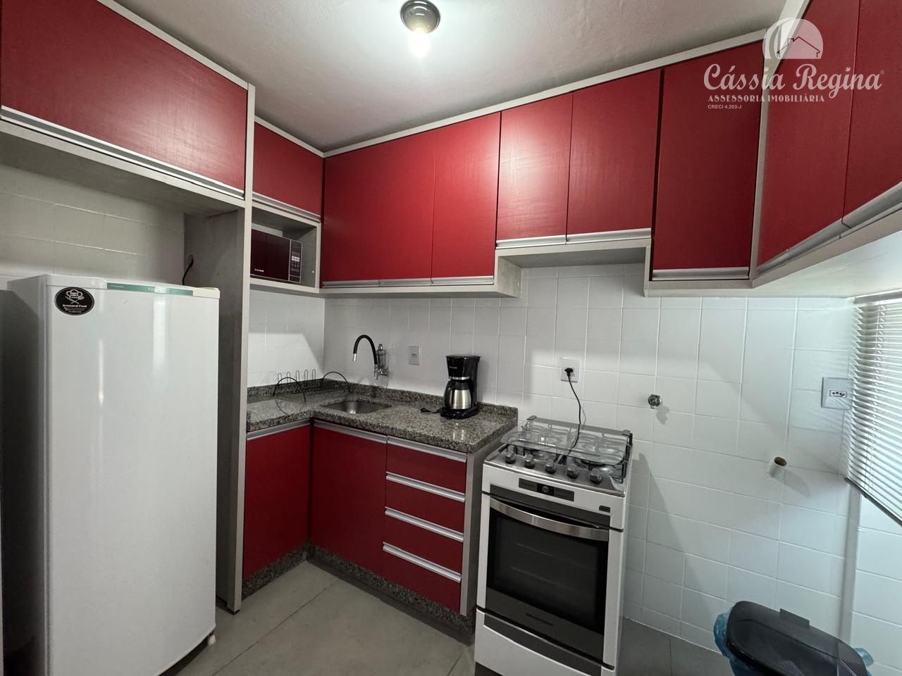 Apartamento com 02 dormitórios - Edifício Cheverny