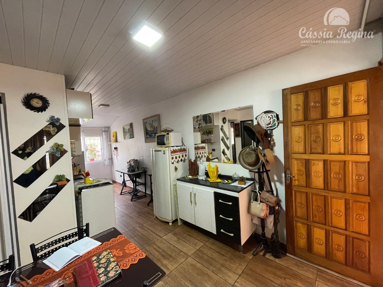 Apartamento com 02 dormitórios na Vila Maracanã - Região Central em Foz do Iguaçu-PR