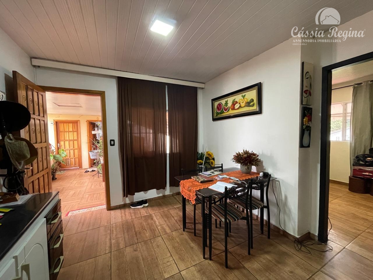 Apartamento com 02 dormitórios na Vila Maracanã - Região Central em Foz do Iguaçu-PR