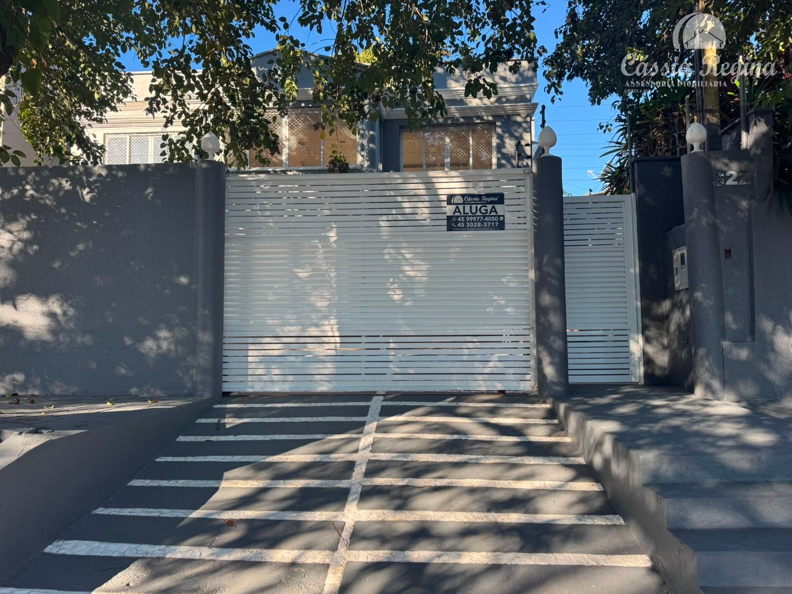 Sobrado com 3 suites para locação, Centro, FOZ DO IGUACU - PR