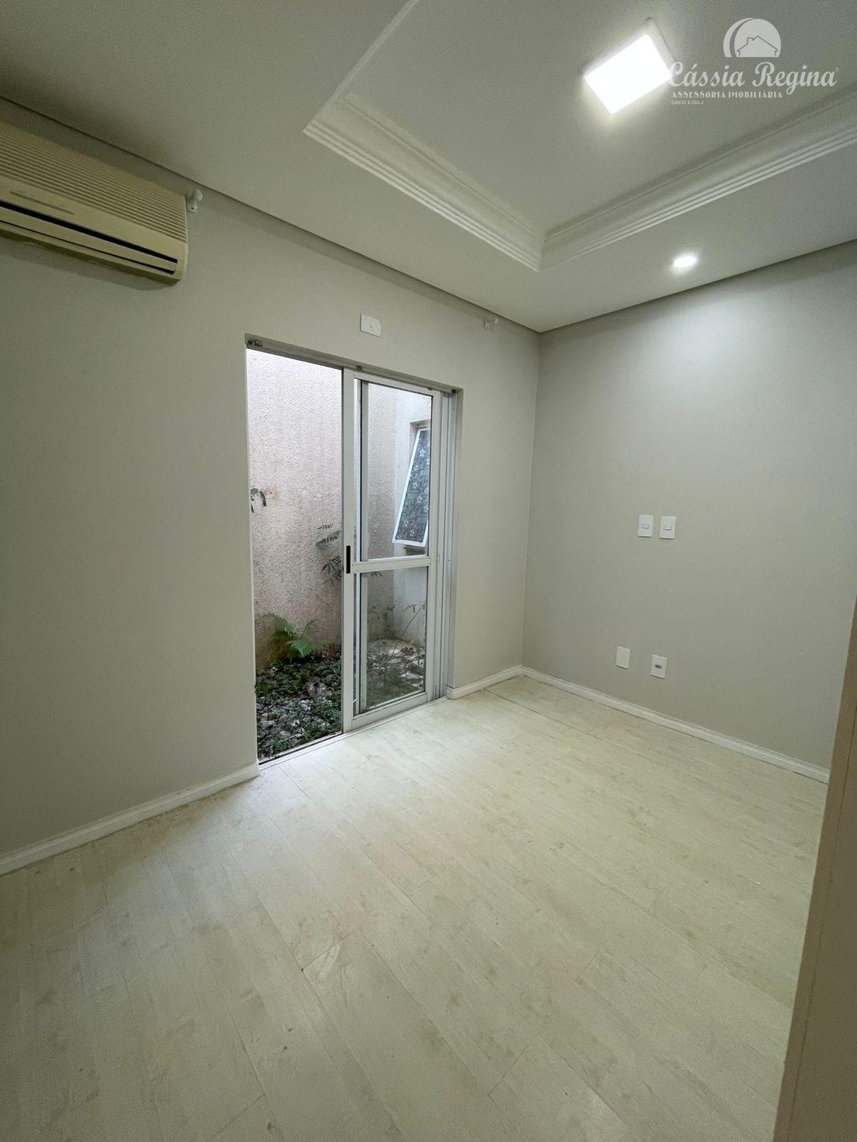 Sobrado com 3 suites para locação, Centro, FOZ DO IGUACU - PR