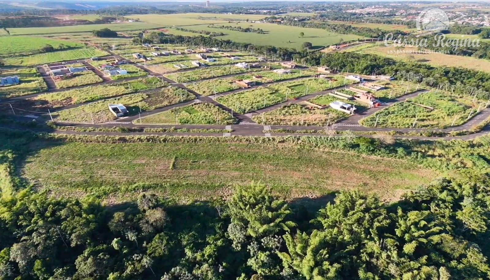 Terreno à venda 210m², localizado no Loteamento Ecoville II  Região Norte.