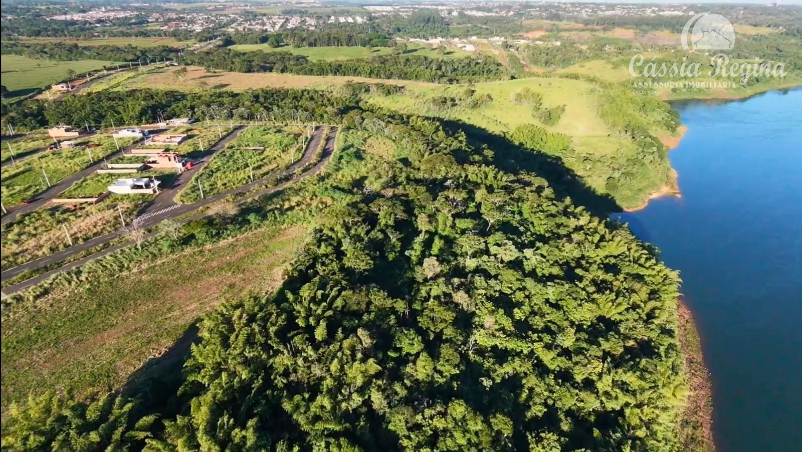 Terreno à venda 210m², localizado no Loteamento Ecoville II  Região Norte.