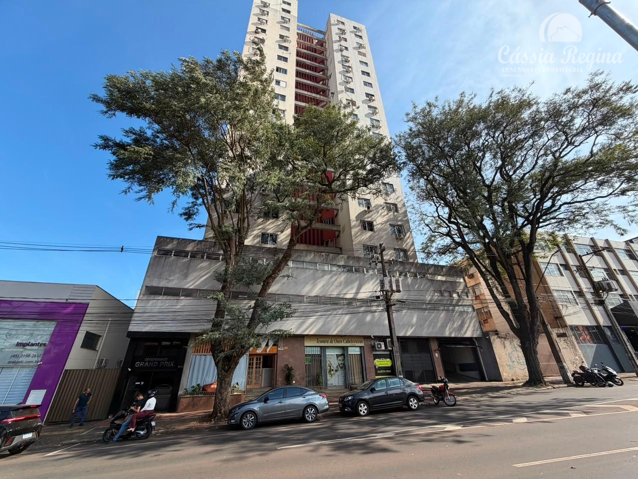 Apartamento à venda, Edifício Grand Prix, Centro - FOZ DO IGUACU - PR