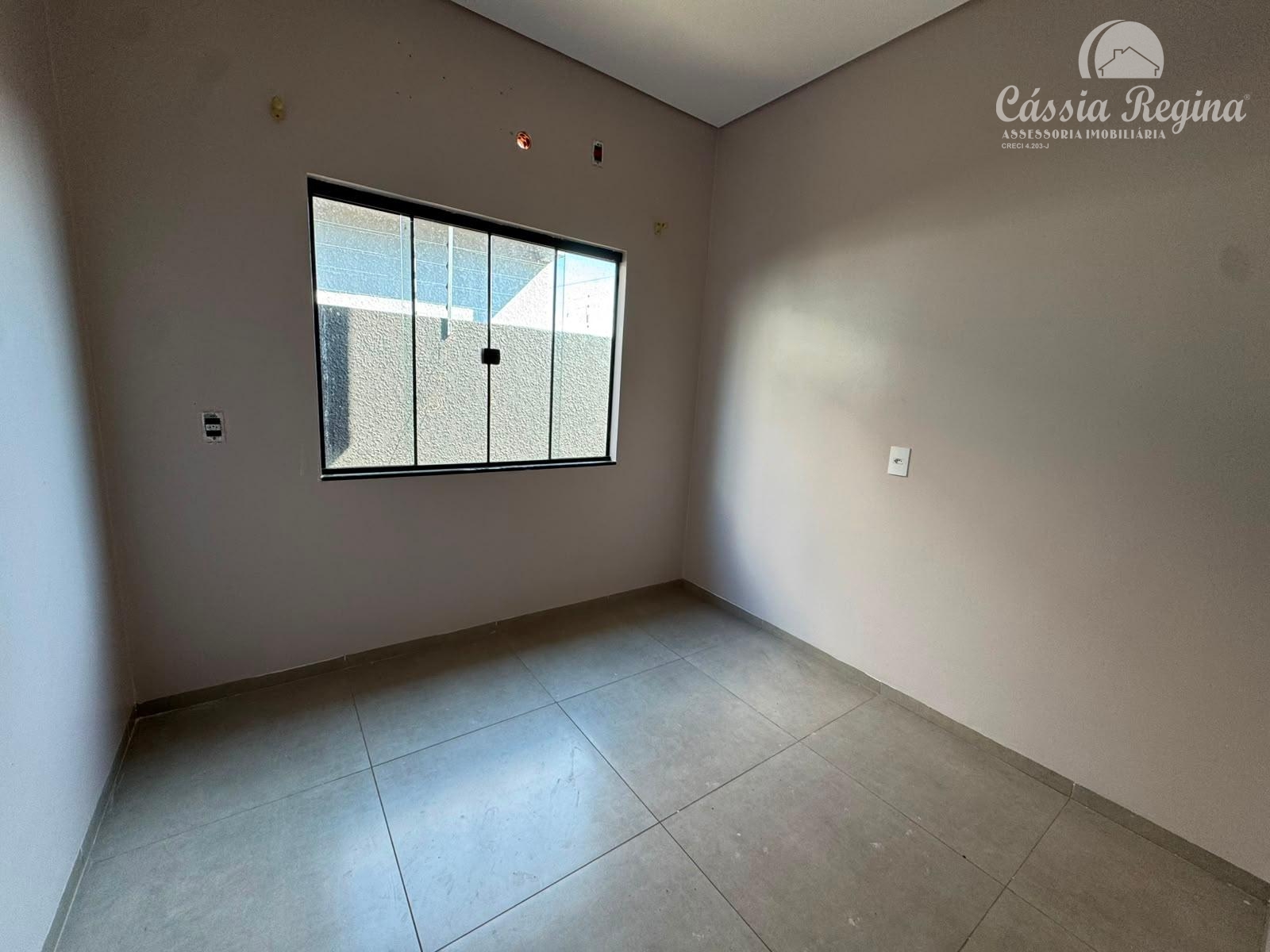 Casa com 3 dormitórios para locação, sendo 1 suíte em FOZ DO IGUACU - PR