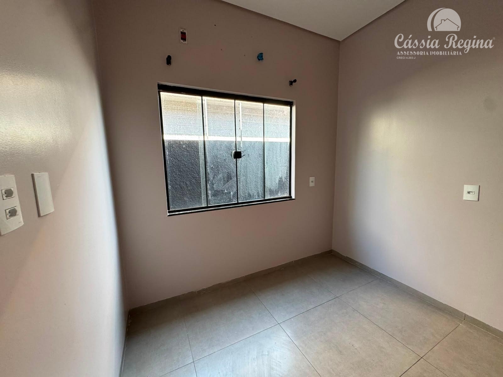 Casa com 3 dormitórios para locação, sendo 1 suíte em FOZ DO IGUACU - PR