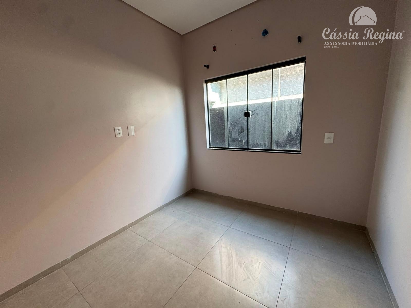 Casa com 3 dormitórios para locação, sendo 1 suíte em FOZ DO IGUACU - PR