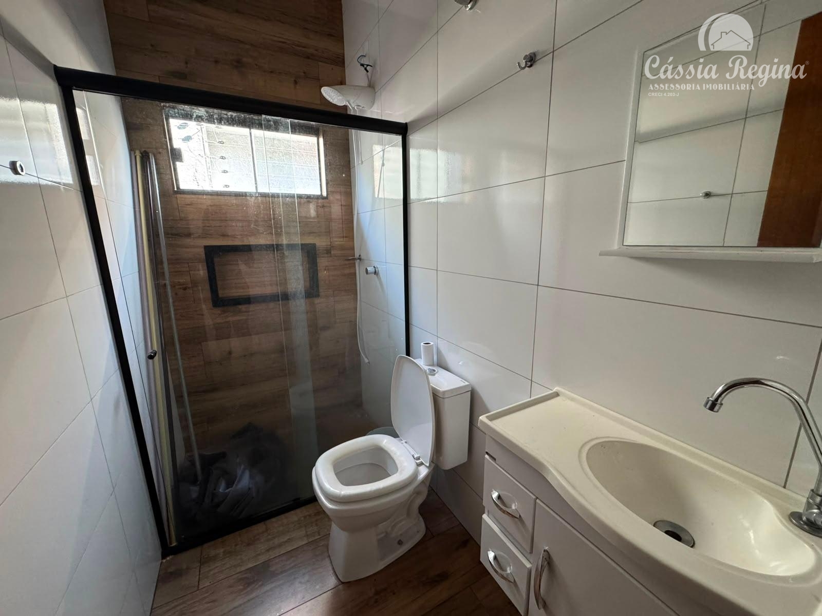 Casa com 3 dormitórios para locação, sendo 1 suíte em FOZ DO IGUACU - PR