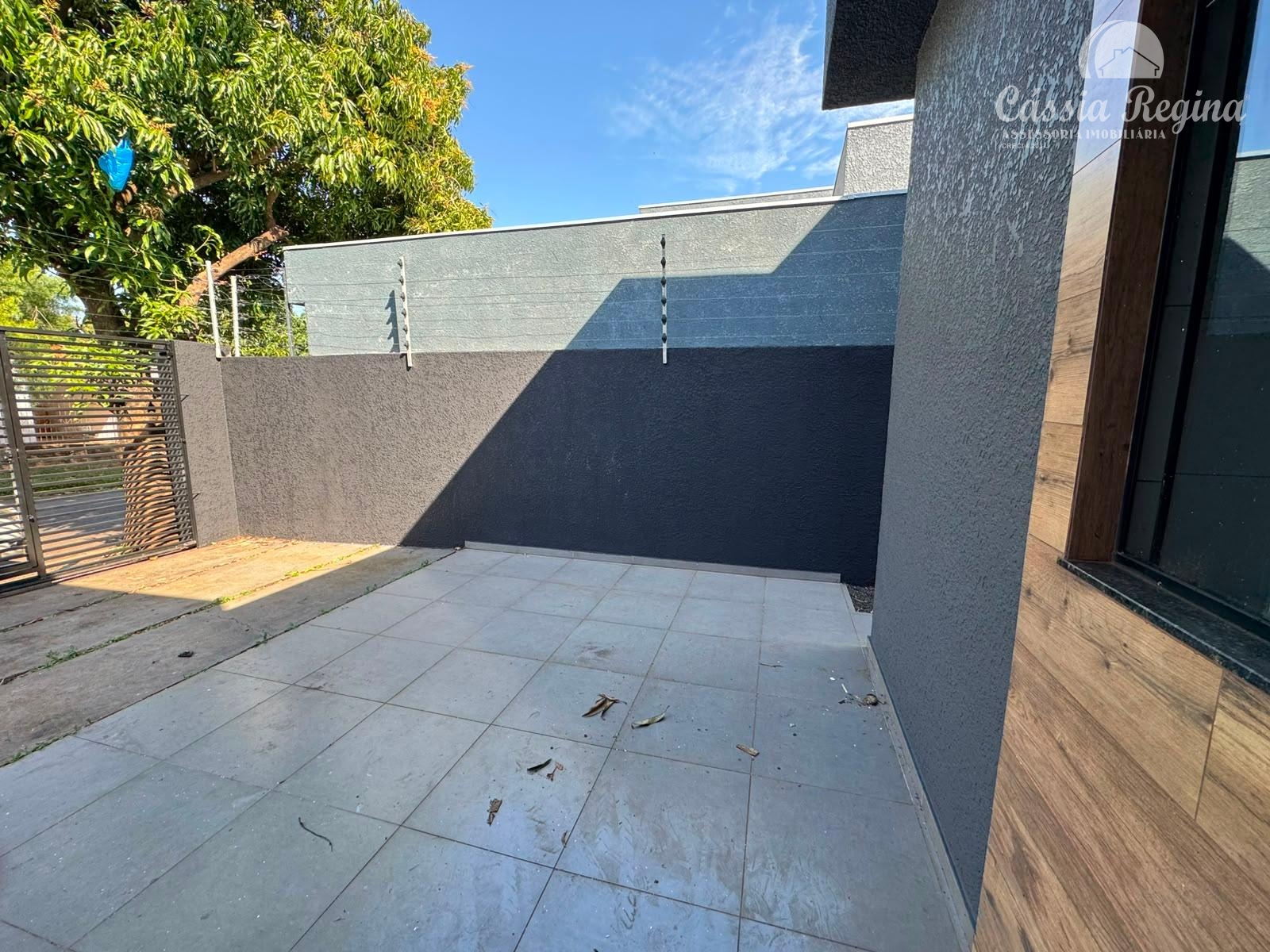 Casa com 3 dormitórios para locação, sendo 1 suíte em FOZ DO IGUACU - PR