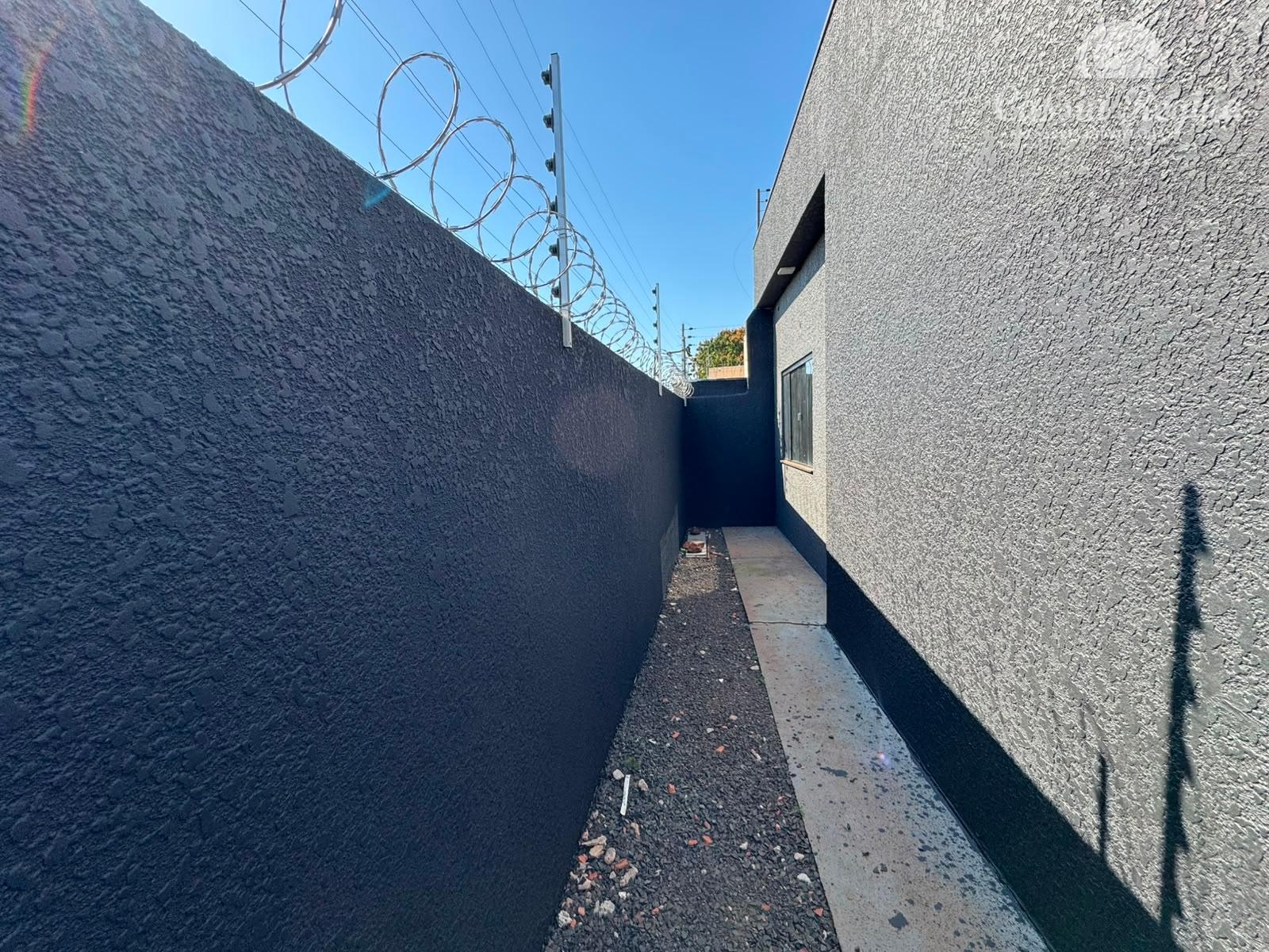 Casa com 3 dormitórios para locação, sendo 1 suíte em FOZ DO IGUACU - PR