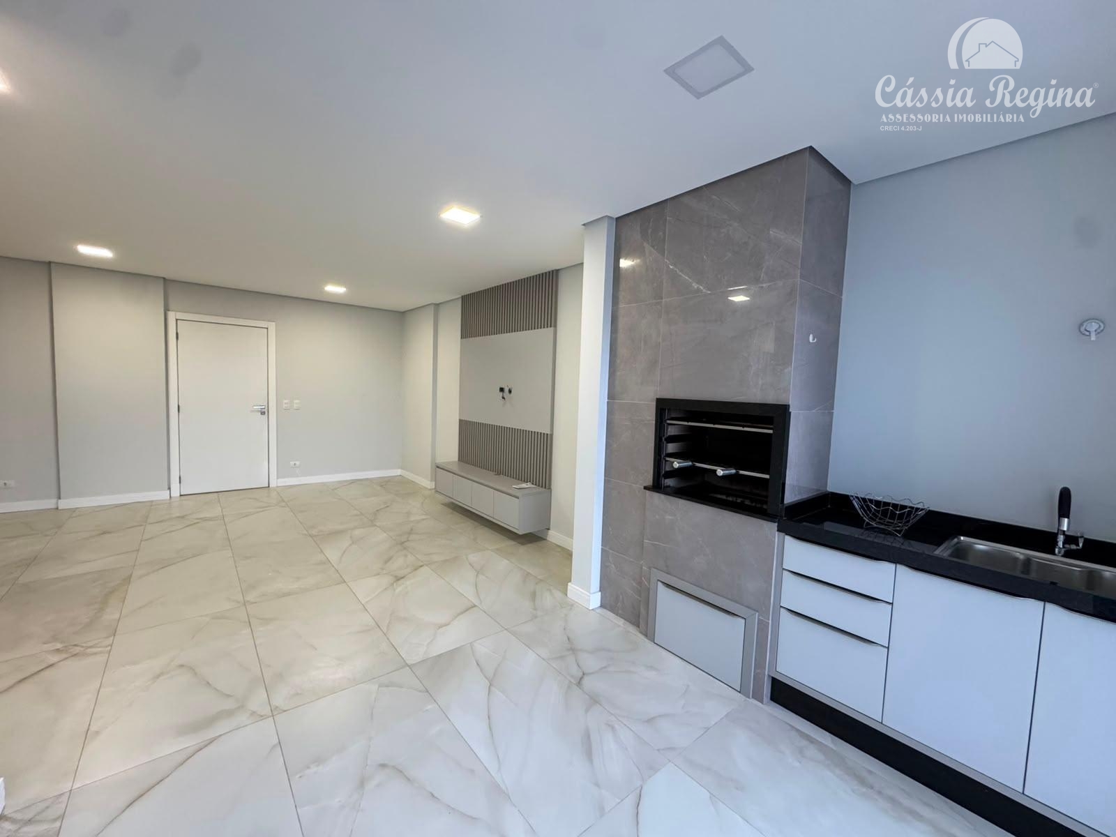 Apartamento para locação, com 3 quartos sendo 1 suíte no Elegance Tower