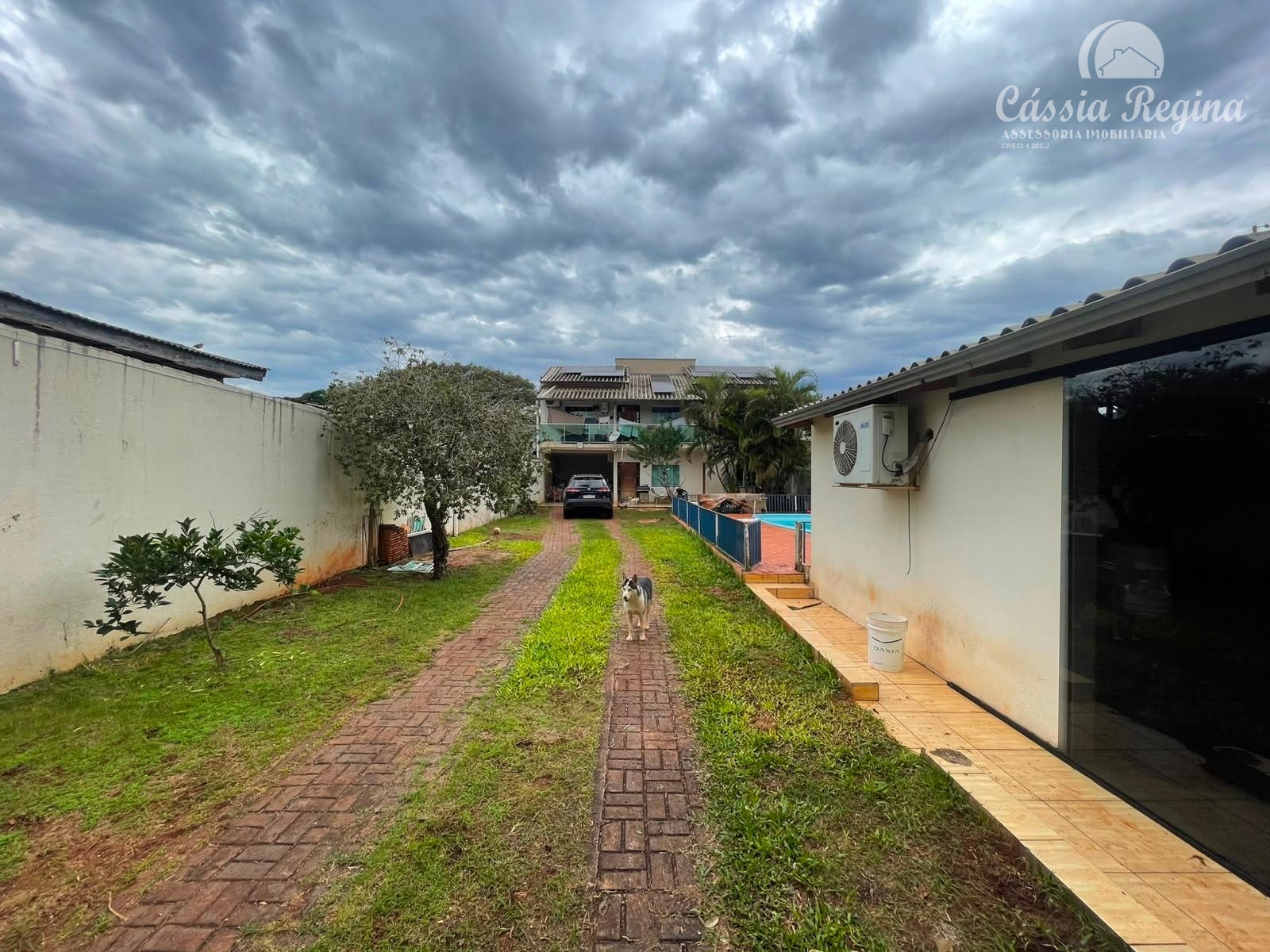 Sobrado à venda no Parque Presidente, Foz do Iguaçu.
