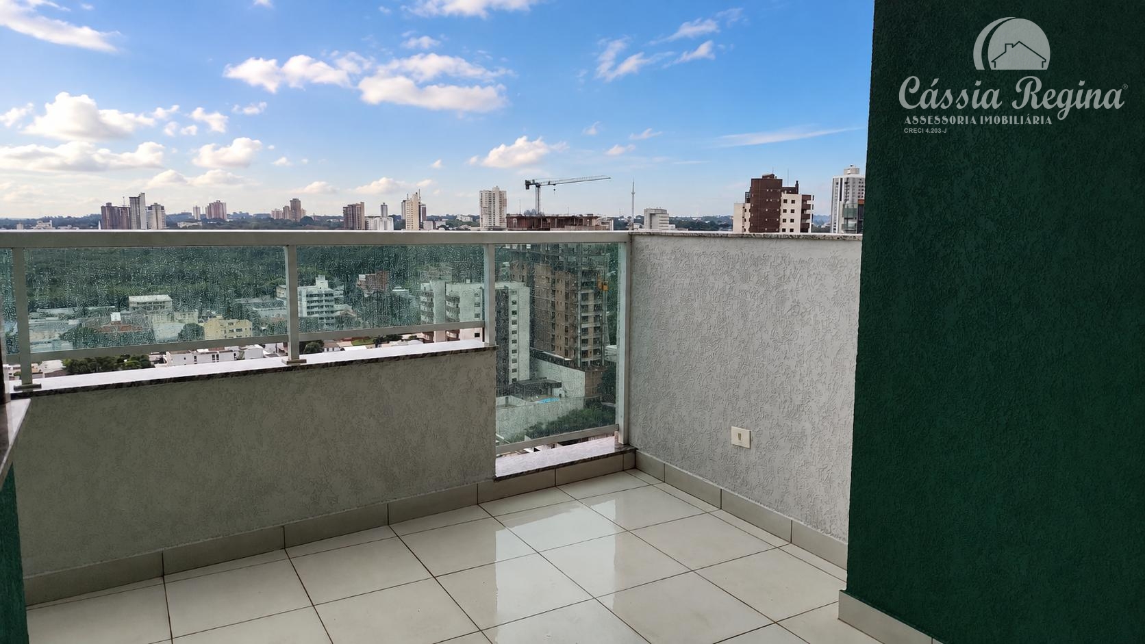 Apartamento à venda, 03 dormitórios no Edifício Esmeralda, Centro, FOZ DO IGUACU - PR