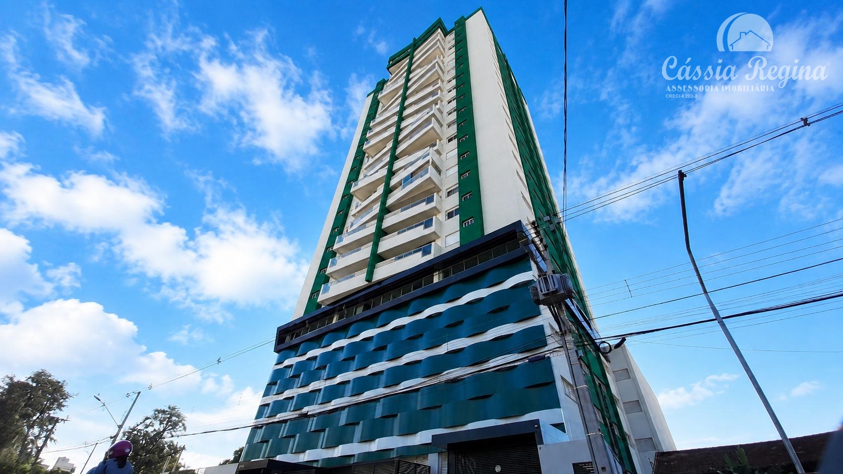 Apartamento à venda, 03 dormitórios no Edifício Esmeralda, Centro, FOZ DO IGUACU - PR