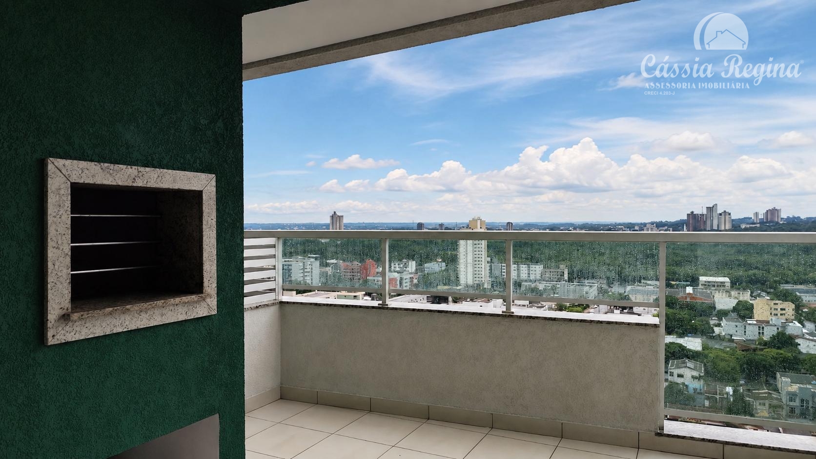Apartamento à venda, 03 dormitórios no Edifício Esmeralda, Centro, FOZ DO IGUACU - PR