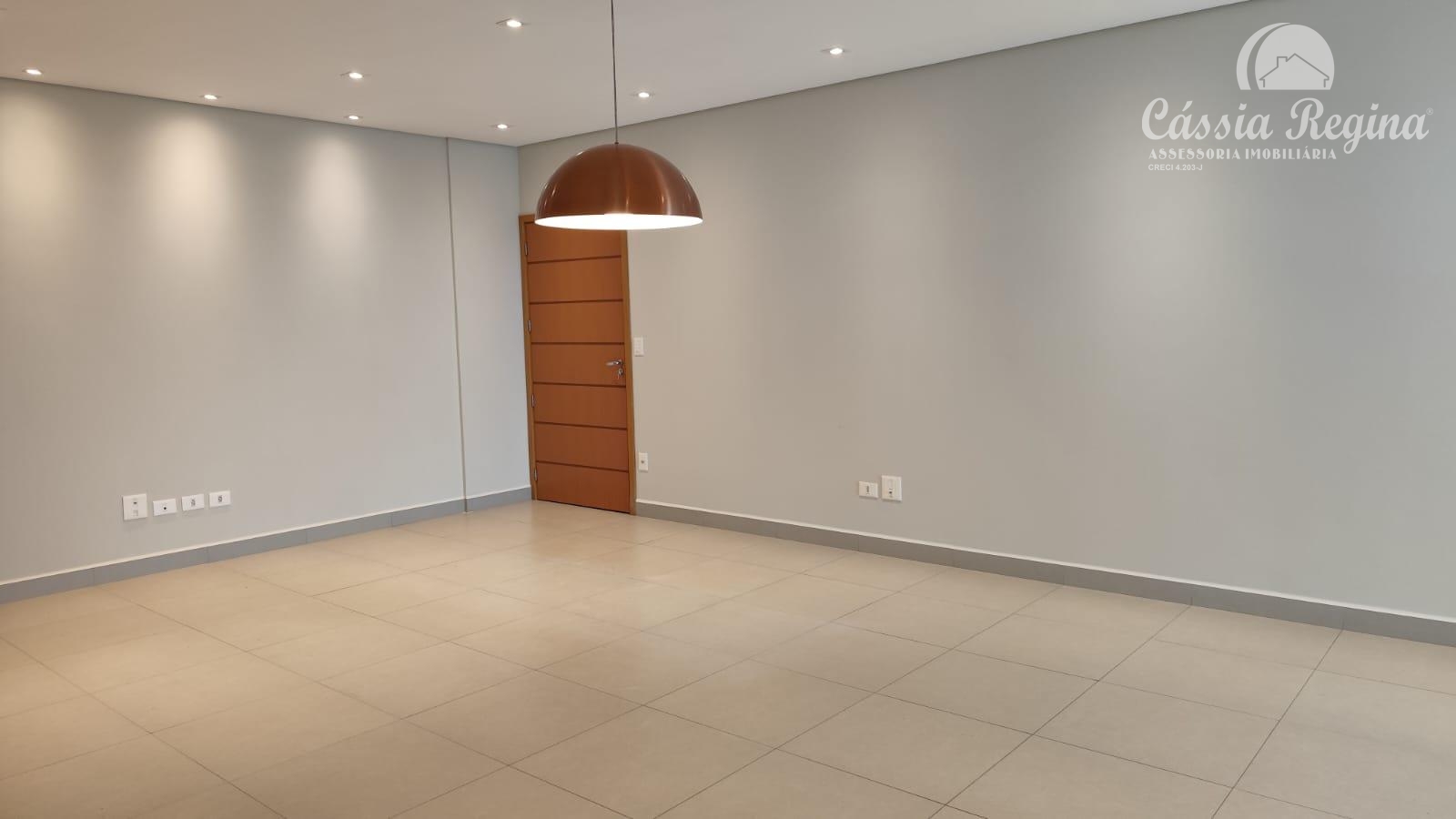 Apartamento à venda, 03 dormitórios no Edifício Esmeralda, Centro, FOZ DO IGUACU - PR