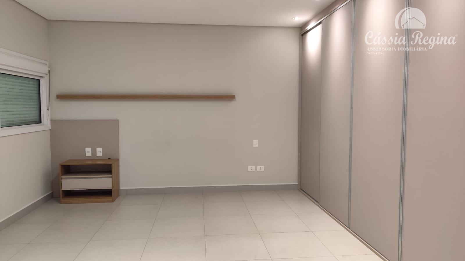 Apartamento à venda, 03 dormitórios no Edifício Esmeralda, Centro, FOZ DO IGUACU - PR