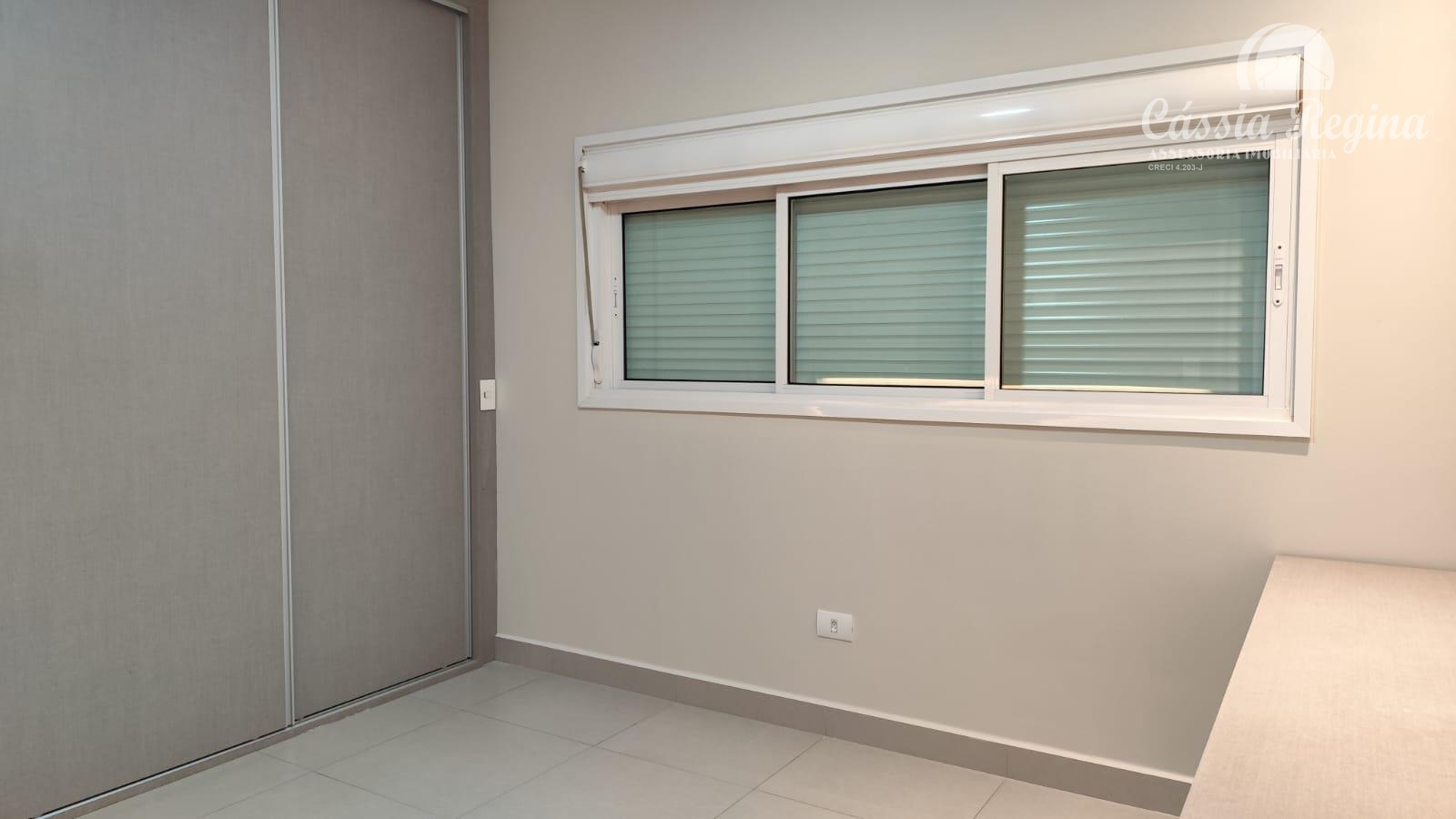 Apartamento à venda, 03 dormitórios no Edifício Esmeralda, Centro, FOZ DO IGUACU - PR
